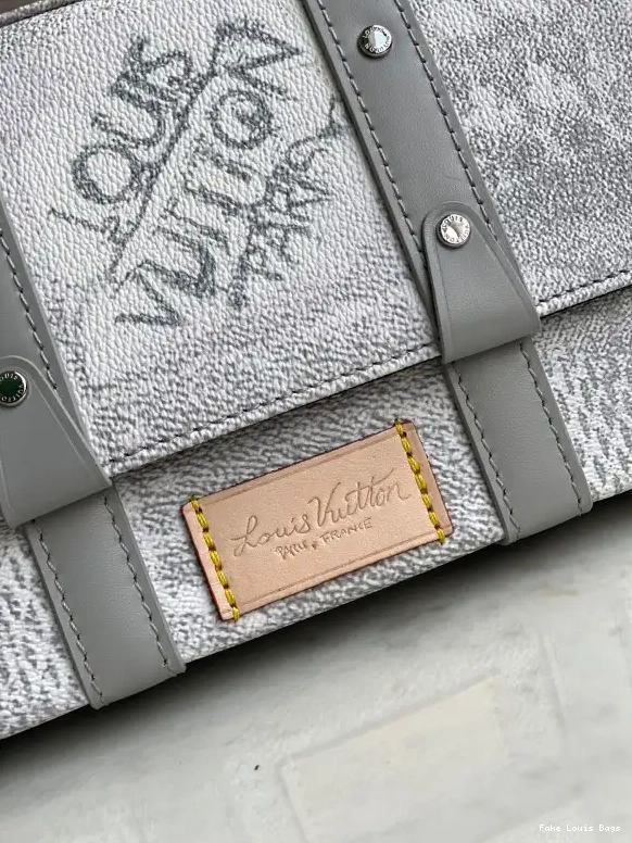 Repzbay VUITTON LOUIS SLINGBAG TRUNK 0602